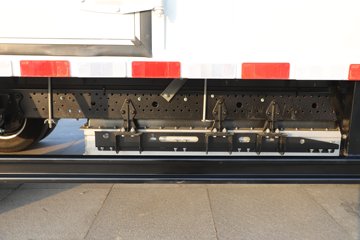 ����Ծ������T3 3.8�׵��Ŵ��綯��ʽ΢�� ����ʱ��53.58kWhͼƬ