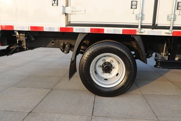 ����Ծ������T3 3.8�׵��Ŵ��綯��ʽ΢�� ����ʱ��53.58kWhͼƬ