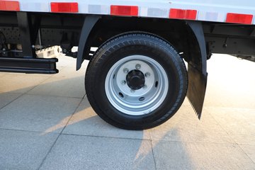 ����Ծ������T3 3.8�׵��Ŵ��綯��ʽ΢�� ����ʱ��53.58kWhͼƬ