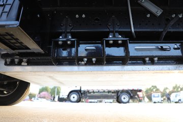����Ծ������T3 3.8�׵��Ŵ��綯��ʽ΢�� ����ʱ��53.58kWhͼƬ