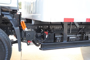 ����Ծ������T3 3.8�׵��Ŵ��綯��ʽ΢�� ����ʱ��53.58kWhͼƬ