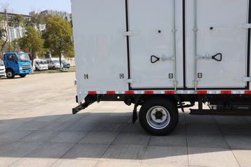 ����Ծ������T3 3.8�׵��Ŵ��綯��ʽ΢�� ����ʱ��53.58kWhͼƬ