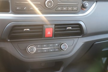 Ծ������T3 3.805�׵��Ŵ��綯����΢�� ����ʱ��53.58kWhͼƬ