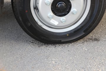 Ծ������T3 3.805�׵��Ŵ��綯����΢�� ����ʱ��53.58kWhͼƬ