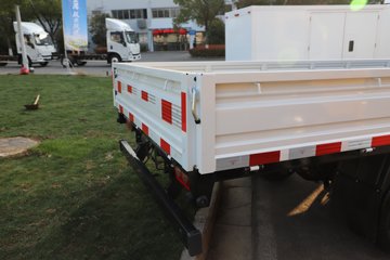 Ծ������T3 3.805�׵��Ŵ��綯����΢�� ����ʱ��53.58kWhͼƬ