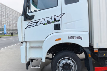 ��һ�ؿ���ɽƽ�� 4X2 9.6�״��綯��ʽ�ػ��� ��γ318kWhͼƬ