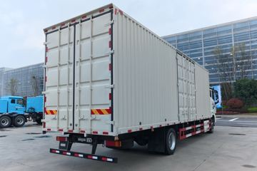 ��һ�ؿ���ɽƽ�� 4X2 9.6�״��綯��ʽ�ػ��� ��γ318kWhͼƬ