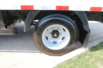 ����Ծ�� ����T2 Һɲ 4.17�׵��Ż���ʽ���綯��ʽ�Ῠ ����ʱ��81.12kWhͼƬ