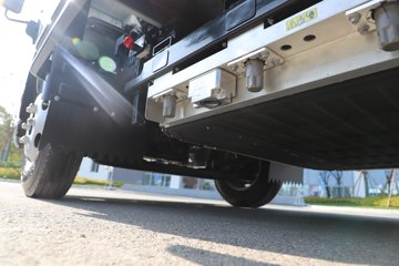����Ծ�� ����T2 Һɲ 4.17�׵��Ż���ʽ���綯��ʽ�Ῠ ����ʱ��81.12kWhͼƬ