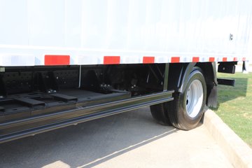 ����Ծ�� ����T2 Һɲ 4.17�׵��Ż���ʽ���綯��ʽ�Ῠ ����ʱ��81.12kWhͼƬ
