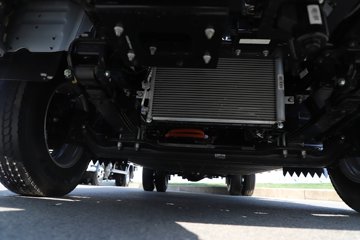 ����Ծ�� ����T2 Һɲ 4.17�׵��Ż���ʽ���綯��ʽ�Ῠ ����ʱ��81.12kWhͼƬ