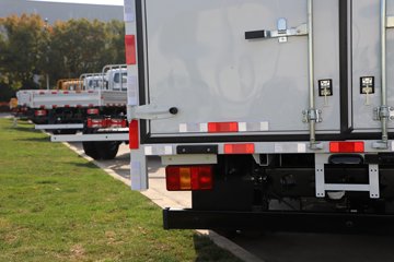 ����Ծ�� ����T2 Һɲ 4.17�׵��Ż���ʽ���綯��ʽ�Ῠ ����ʱ��81.12kWhͼƬ