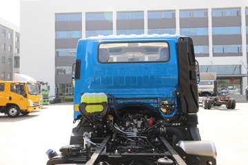 Ծ������H3 2.5L���� 180���� 4X2 ��ʿ��10�� 3.2�׵�����ж��ͼƬ