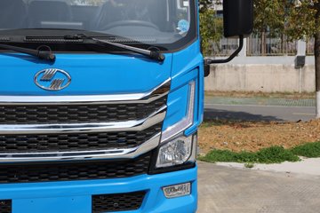 Ծ������H3 2.5L���� 180���� 4X2 ��ʿ��10�� 3.2�׵�����ж��ͼƬ