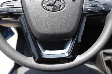 Ծ������H3 2.5L���� 180���� 4X2 ��ʿ��10�� 3.2�׵�����ж��ͼƬ