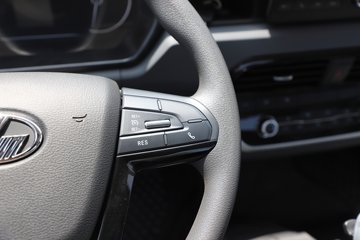 Ծ������H3 2.5L���� 180���� 4X2 ��ʿ��10�� 3.2�׵�����ж��ͼƬ