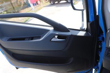 Ծ������H3 2.5L���� 180���� 4X2 ��ʿ��10�� 3.2�׵�����ж��ͼƬ