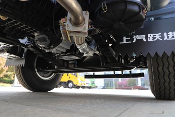 Ծ������H3 2.5L���� 180���� 4X2 ��ʿ��10�� 3.2�׵�����ж��ͼƬ