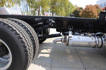 Ծ������H3 2.5L���� 180���� 4X2 ��ʿ��10�� 3.2�׵�����ж��ͼƬ