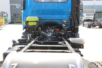 Ծ������H3 2.5L���� 180���� 4X2 ��ʿ��10�� 3.2�׵�����ж��ͼƬ