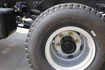 Ծ������H3 2.5L���� 180���� 4X2 ��ʿ��10�� 3.2�׵�����ж��ͼƬ