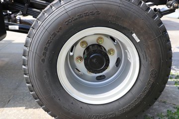 Ծ������H3 2.5L���� 180���� 4X2 ��ʿ��10�� 3.2�׵�����ж��ͼƬ