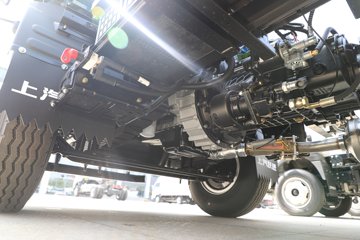 Ծ������H3 2.5L���� 180���� 4X2 ��ʿ��10�� 3.2�׵�����ж��ͼƬ