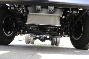 Ծ������H3 2.5L���� 180���� 4X2 ��ʿ��10�� 3.2�׵�����ж��ͼƬ