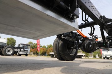 Ծ������T2 4.2�׵��Ŵ��綯�����Ῠ ����ʱ��70.59kWhͼƬ