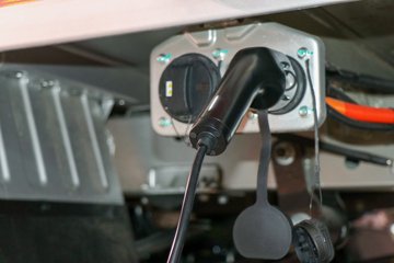 ���������ƽ�� 3.8�׵��Ŵ��綯����΢�� ����ʱ��55.64kWhͼƬ