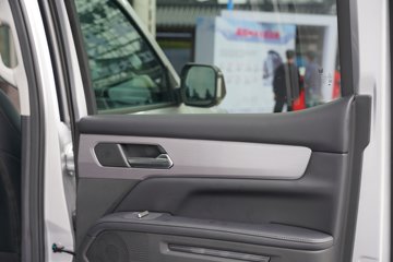 ������ 2026�� ׷��������� 2.5T���� 211���� �Զ����� ����˫��Ƥ��ͼƬ
