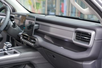 ������ 2026�� ׷��������� 2.5T���� 211���� �Զ����� ����˫��Ƥ��ͼƬ