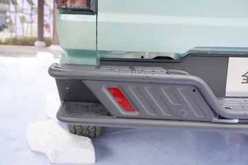 ������ ȫ���� ɽ�ذ������� 2.5T���� 211���� �Զ����� ����˫��Ƥ��ͼƬ