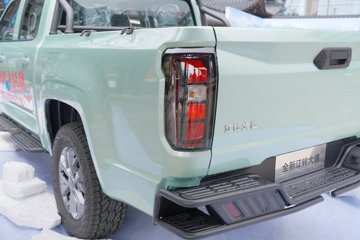 ������ ȫ���� ɽ�ذ������� 2.5T���� 211���� �Զ����� ����˫��Ƥ��ͼƬ