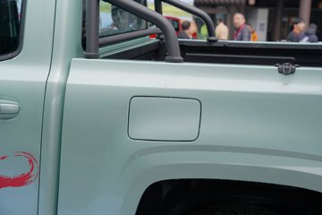 ������ ȫ���� ɽ�ذ������� 2.5T���� 211���� �Զ����� ����˫��Ƥ��ͼƬ