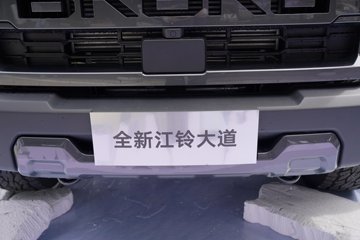 ������ ȫ���� ɽ�ذ������� 2.5T���� 211���� �Զ����� ����˫��Ƥ��ͼƬ