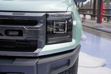 ������ ȫ���� ɽ�ذ������� 2.5T���� 211���� �Զ����� ����˫��Ƥ��ͼƬ