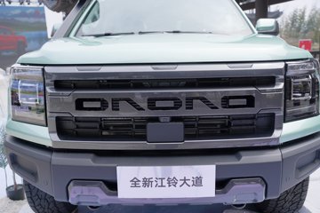 ������ ȫ���� ɽ�ذ������� 2.5T���� 211���� �Զ����� ����˫��Ƥ��ͼƬ