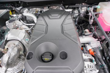 ������ ȫ���� ɽ�ذ������� 2.5T���� 211���� �Զ����� ����˫��Ƥ��ͼƬ