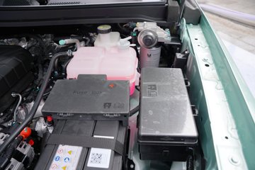 ������ ȫ���� ɽ�ذ������� 2.5T���� 211���� �Զ����� ����˫��Ƥ��ͼƬ