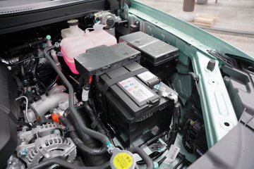 ������ ȫ���� ɽ�ذ������� 2.5T���� 211���� �Զ����� ����˫��Ƥ��ͼƬ