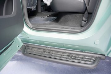 ������ ȫ���� ɽ�ذ������� 2.5T���� 211���� �Զ����� ����˫��Ƥ��ͼƬ