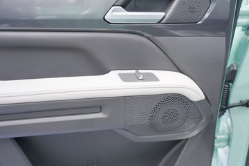 ������ ȫ���� ɽ�ذ������� 2.5T���� 211���� �Զ����� ����˫��Ƥ��ͼƬ