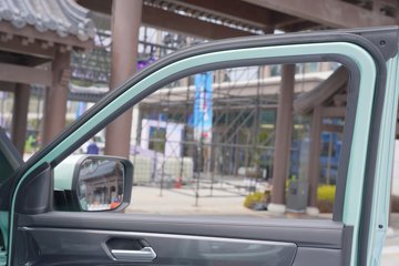 ������ ȫ���� ɽ�ذ������� 2.5T���� 211���� �Զ����� ����˫��Ƥ��ͼƬ