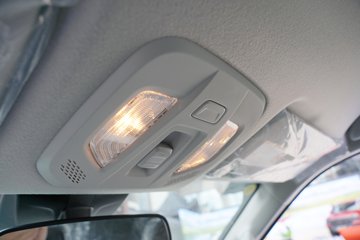 ������ ȫ���� ɽ�ذ������� 2.5T���� 211���� �Զ����� ����˫��Ƥ��ͼƬ