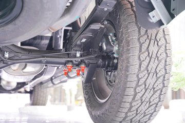 ������ ȫ���� ɽ�ذ������� 2.5T���� 211���� �Զ����� ����˫��Ƥ��ͼƬ