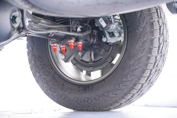 ������ ȫ���� ɽ�ذ������� 2.5T���� 211���� �Զ����� ����˫��Ƥ��ͼƬ