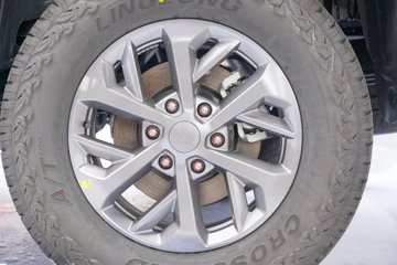 ������ ȫ���� ɽ�ذ������� 2.5T���� 211���� �Զ����� ����˫��Ƥ��ͼƬ