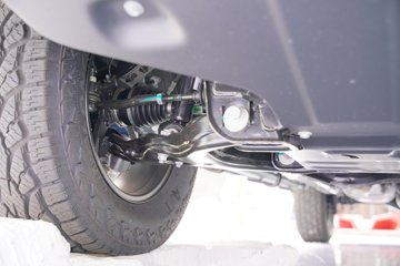 ������ ȫ���� ɽ�ذ������� 2.5T���� 211���� �Զ����� ����˫��Ƥ��ͼƬ