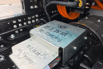 ��һ�ؿ���ɽSE ���ϰ�  6X4 ���綯ǣ���� ����882kWhͼƬ